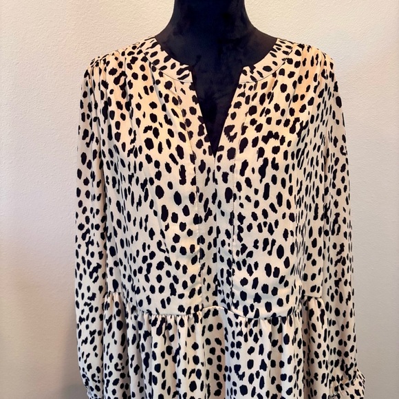 Vince Camuto Plus Size Animal Print Long Sleeve Split Neck Baby Doll Dress, 1X - Picture 3 of 14